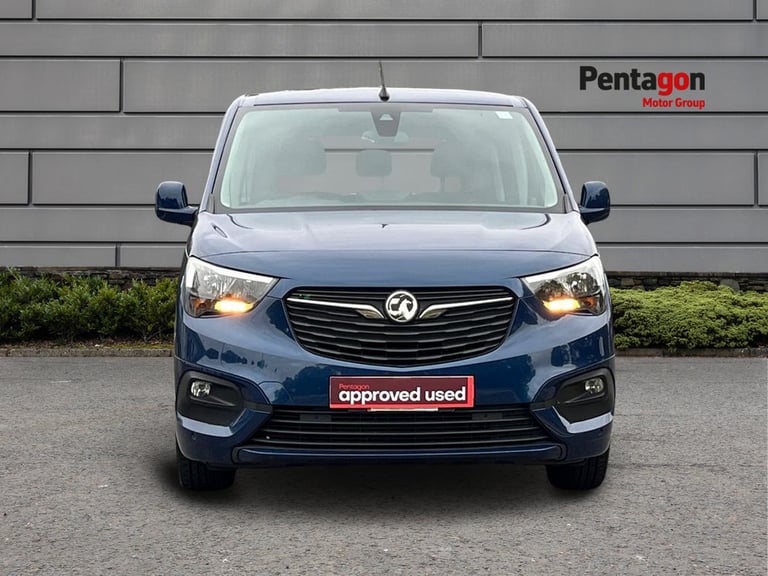  Vauxhall Combo Life 1.5 Turbo D Blueinjection Energy MPV 5dr Diesel Manual