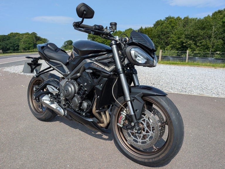 2022 TRIUMPH STREET TRIPLE 765 RS