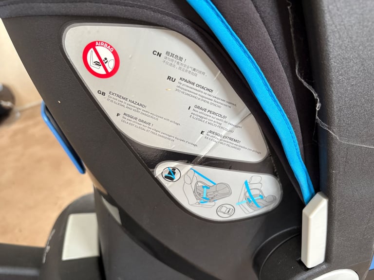 Silver Cross buggy, car seat and bassinet 