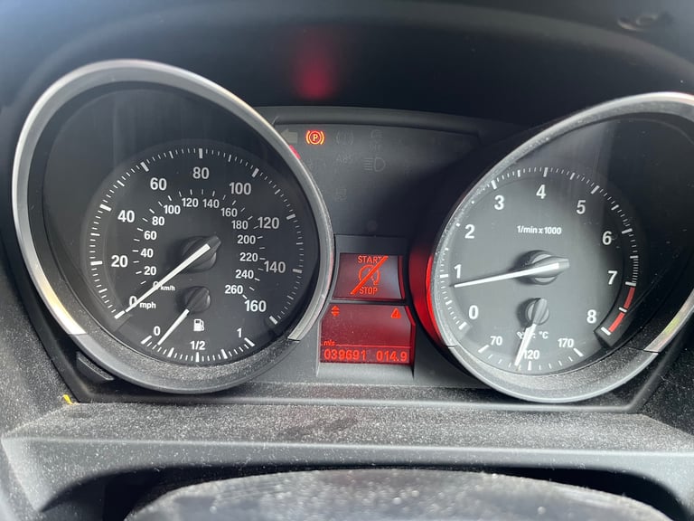 BMW Z4 LOW MILAGE ONE OWNER 6 SPEED MANUAL TWIN POWER TURBO 