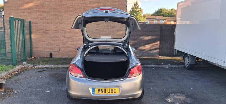 2011 Vauxhall Insignia 2.0 CDTi SRi [160] 5dr Auto HATCHBACK DIESEL Automatic
