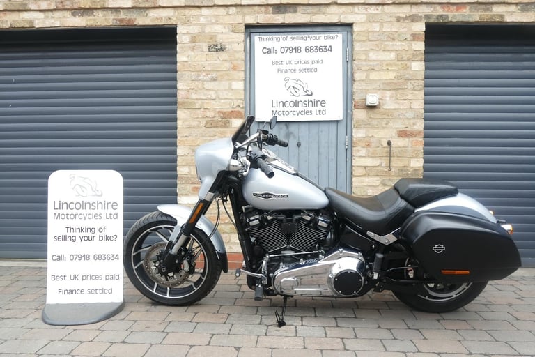 19 Harley-Davidson FL Sportglide