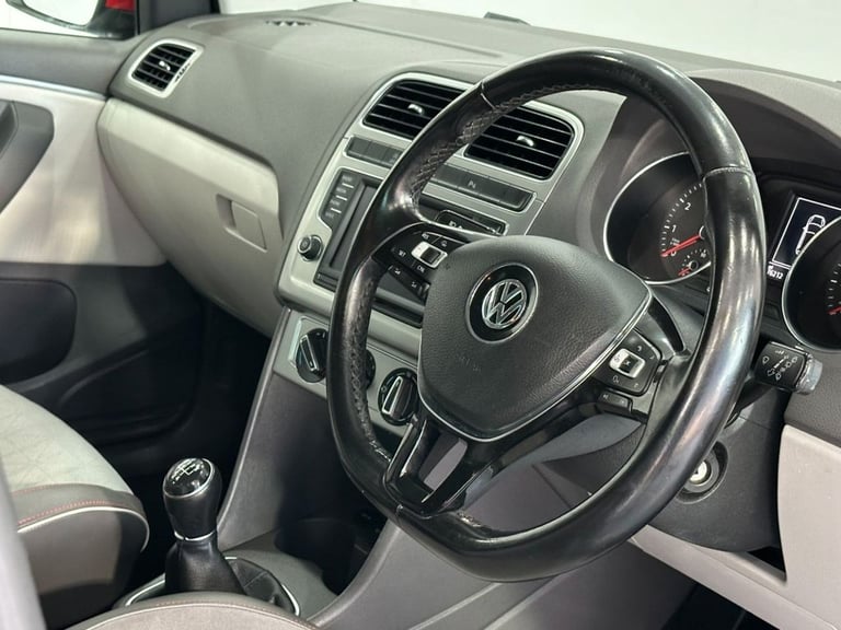 2017 Volkswagen Polo 1.2 TSI BlueMotion Tech beats Hatchback 5dr Petrol Manual Euro 6 (s/s) (90  ...