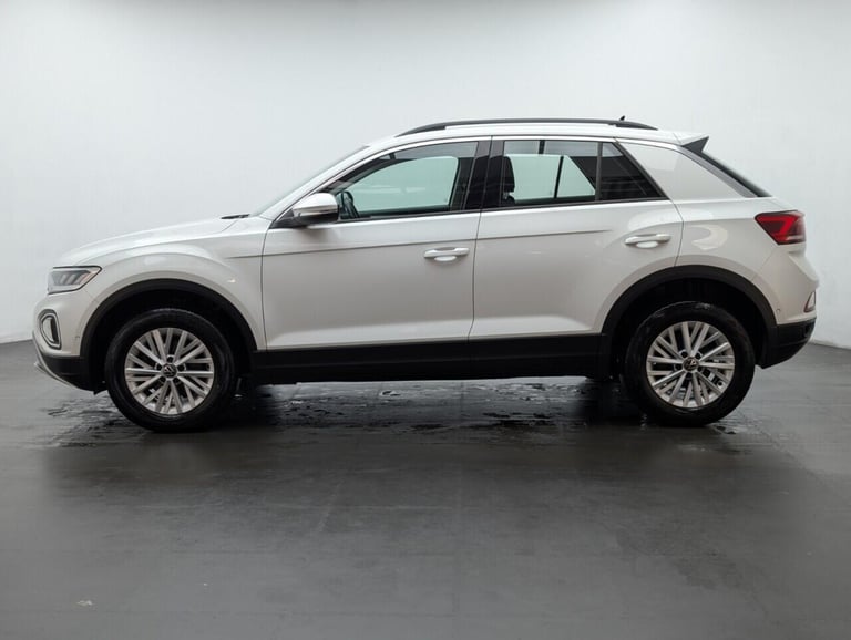 2022 Volkswagen T-Roc 1.0 TSI Life SUV 5dr Petrol Manual Euro 6 (s/s) (110 ps) PARK ASSIST+BLUETO...