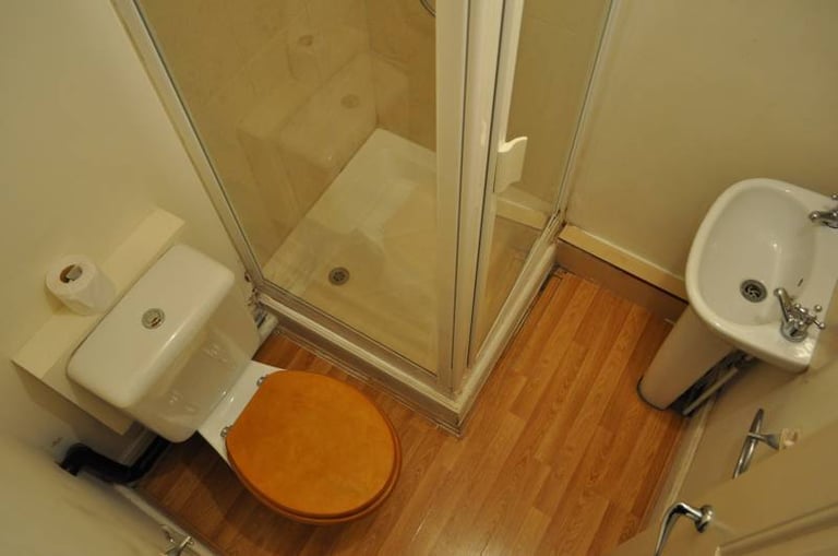 Double Self-Contained Studio in Bedford Hill, Balham, SW12 2HE **ALL BILLS INC**