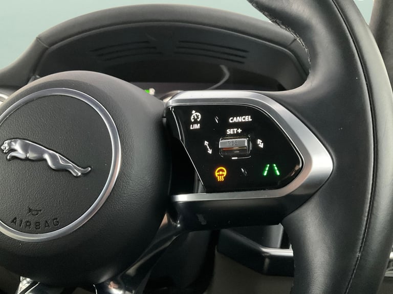 2022 Jaguar I-Pace 400 90kWh HSE Black SUV 5dr Electric Auto 4WD (400 ps) - HEAT AND COOL SEAT Su...
