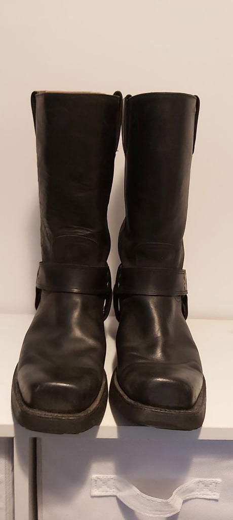 MAYURA 1501 CRUISER BOOTS. SIZE 43. BLACK  LEATHER