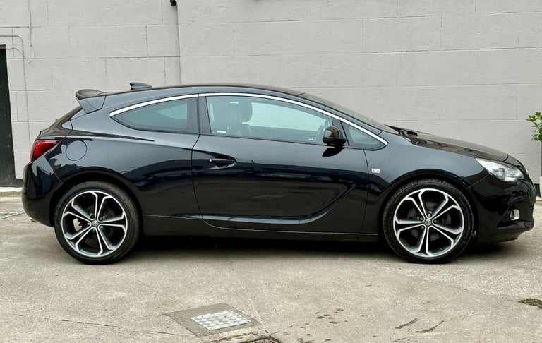 2016 VAUXHALL ASTRA GTC 1.6 i Turbo Limited Edition Black Manual Petrol