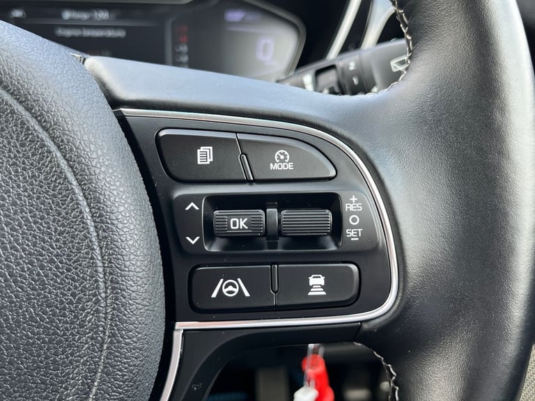  Kia Niro Self Charging Hybrid 1.6 Gdi 3 Suv 5dr Petrol Hybrid Dct Euro 6 s/s