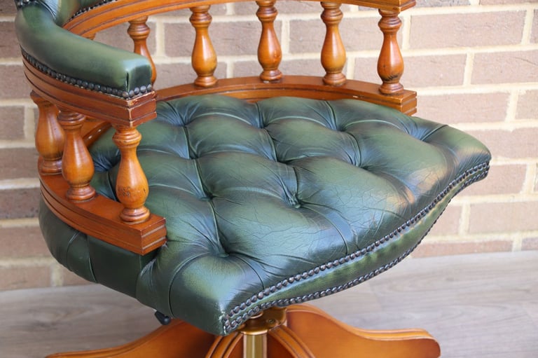 Captains Chair (UK Delivery)