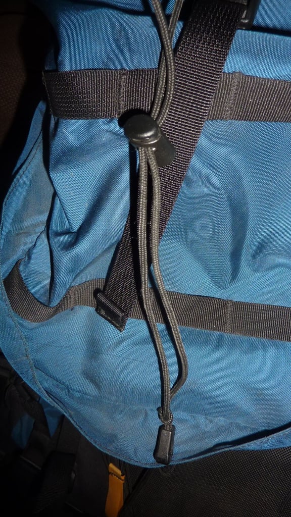 NORTH FACE Hiking Backpack Mule Bag Large Vigor BLACK BLUE Spacious Camping Excellent Back Pack!