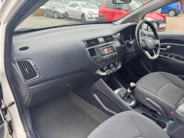 2011 Kia Rio 1.25 2 Euro 5 5dr HATCHBACK Petrol Manual