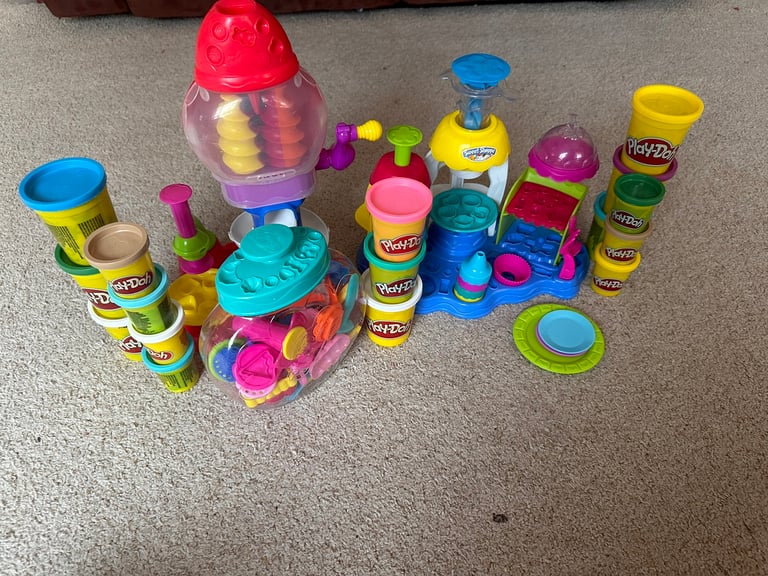 Play Doh Kitchen Ice cream Cupcake Maker Age 3+ in Amersham