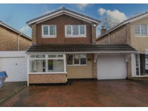 3 bedroom house in Beech Hurst, Kings Norton, Birmingham, B38 8NX