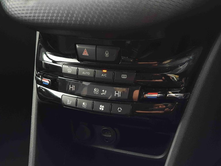 2015 Peugeot 2008 1.2 PureTech Allure 5dr Estate Petrol Manual