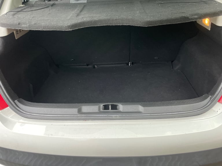 PEUGEOT 207 1.4 VTI SPORTIUM 61 REG WHITE 5 DOOR MOT MAY 9TH 2026 TAX £195 LOW INSURANCE 