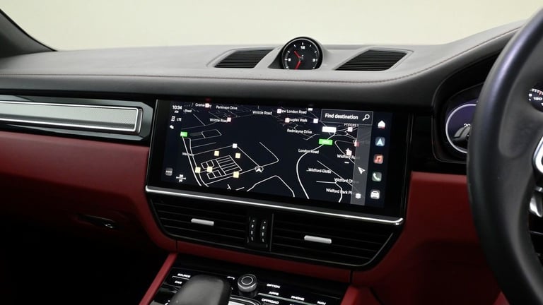 2022 Porsche Cayenne 3.0 V6 E-Hybrid 17.9kWh Platinum Edition TiptronicS 4WD Euro 6 (s/s) 5dr (3 ...