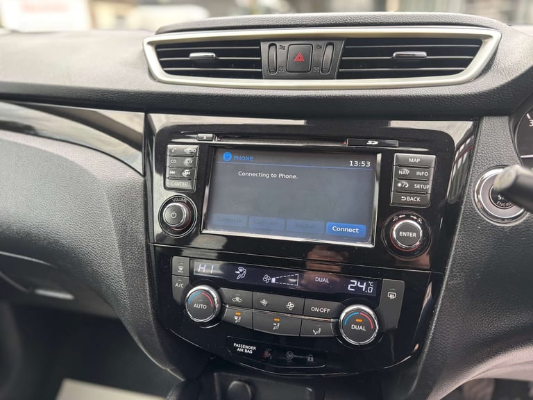 2015 Nissan Qashqai 1.2 Qashqai N-Tec DiG-T 5dr SUV Petrol Manual
