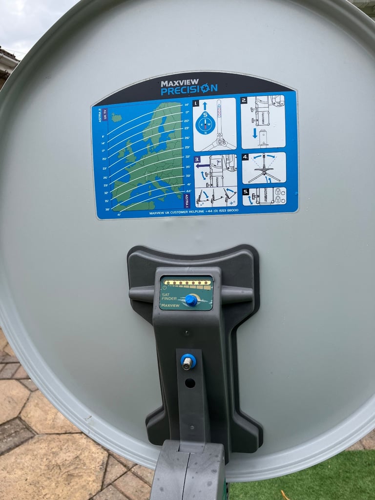 Maxview Precision satellite dish