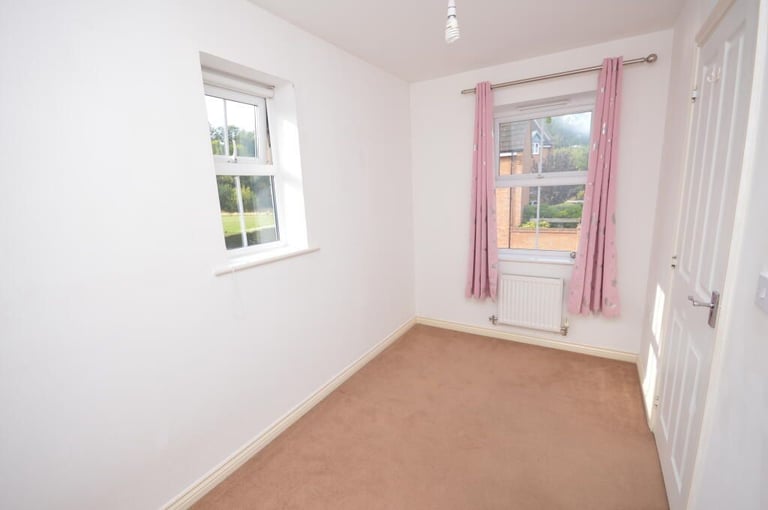 4 Bed room house available to rent in Corby, Little stanion area
