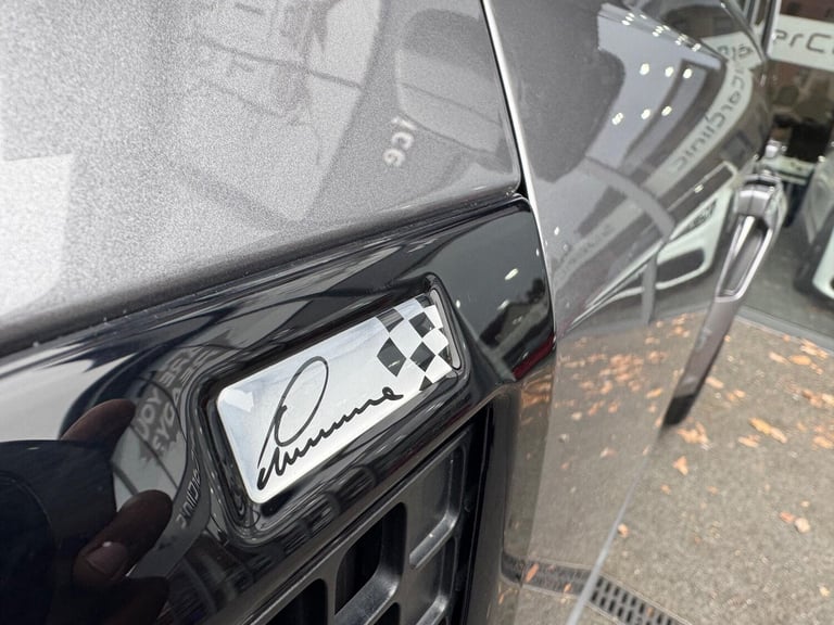 2023 Land Rover Defender 110 2.0 P400e 15.4kWh X-Dynamic SE Auto 4WD Euro 6 (s/s) 5dr ESTATE Petr...