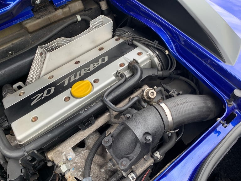 2005 Vauxhall VX220 2.0 i Turbo 16v Targa 2dr CONVERTIBLE Petrol Manual