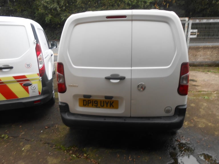 2019 Vauxhall Combo 2000 1.6 Turbo D 75ps H1 Edition Van PANEL VAN Diesel Manual