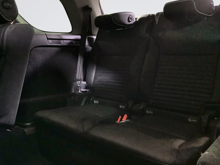 2018 Land Rover Discovery 2.0 SD4 HSE SUV 5dr Diesel Auto 4WD Euro 6 (s/s) (240 ps) ESTATE Diesel...