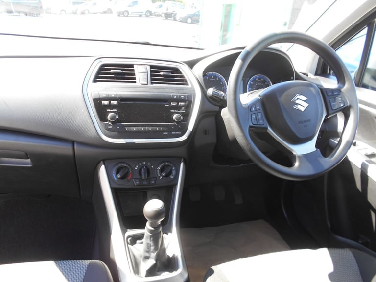 2015 Suzuki SX4 S-Cross 1.6 SZ3 5dr HATCHBACK Petrol Manual