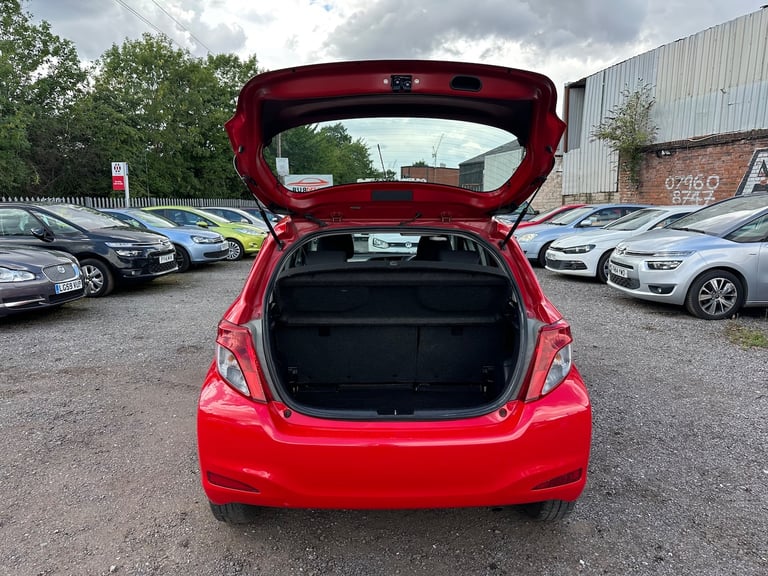 2013 Toyota Yaris 1.33 Dual VVT-i TR Hatchback 5dr Petrol Manual Euro 5 (101 ps)