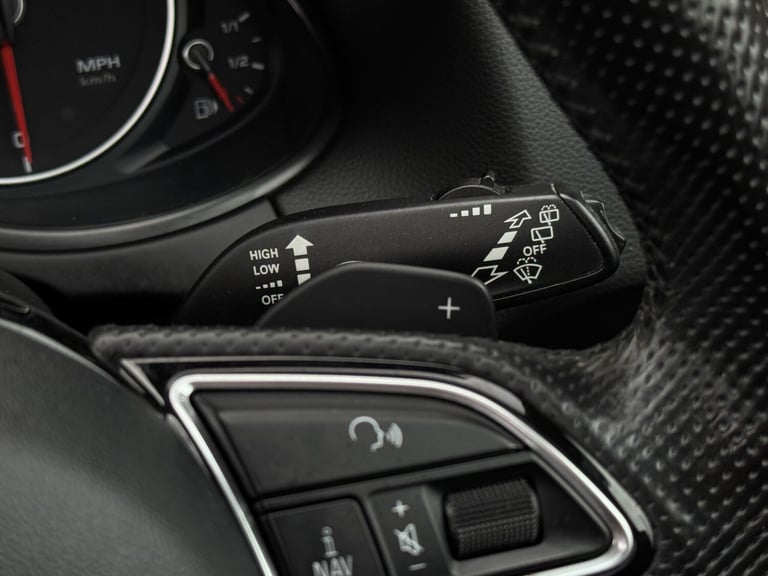  Audi Q5 2.0 TDI S line Plus Special Edition S Tronic quattro Euro 6 (s/s) 5dr Diesel Automatic