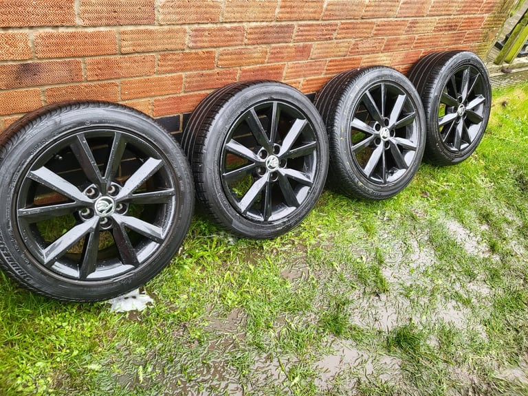 16 inch 5x100 Skoda Fabia Alloy wheels 