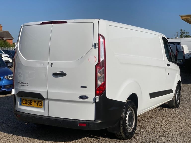 2018 Ford Transit Custom 2.0 TDCi 130ps Low Roof Van PANEL VAN DIESEL Manual