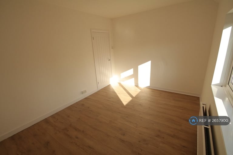 3 bedroom house in Jellicoe Avenue, Gravesend, DA12 (3 bed) (#2657900)