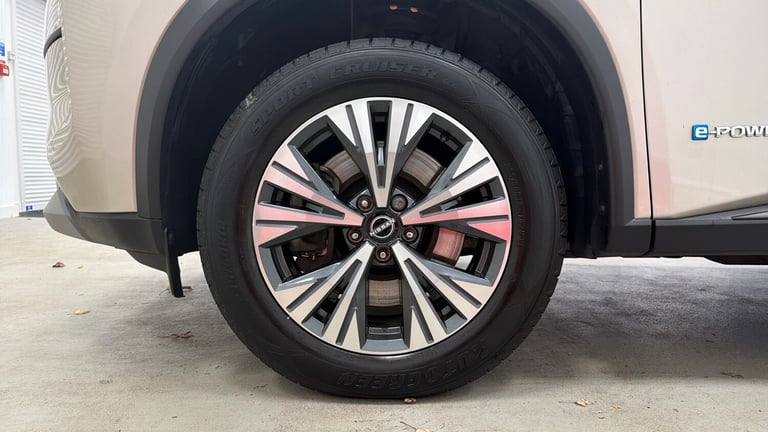 2024 Nissan X-Trail 1.5 E-Power E-4orce 213 Acenta Premium 5dr Auto HATCHBACK PETROL/ELECTRIC Aut...