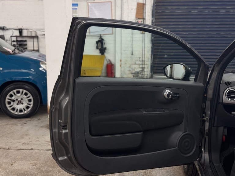 2015 Fiat 500 1.2 Lounge 3dr Dualogic [Start Stop] HATCHBACK Petrol Automatic