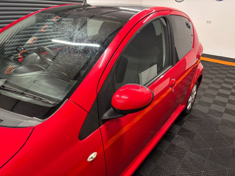 2013 Toyota AYGO 1.0 VVT-i Move with Style 5dr HATCHBACK Petrol Manual