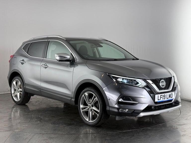 image for  Nissan Qashqai 1.3 DIG-T N-Motion Euro 6 (s/s) 5dr Petrol Manual