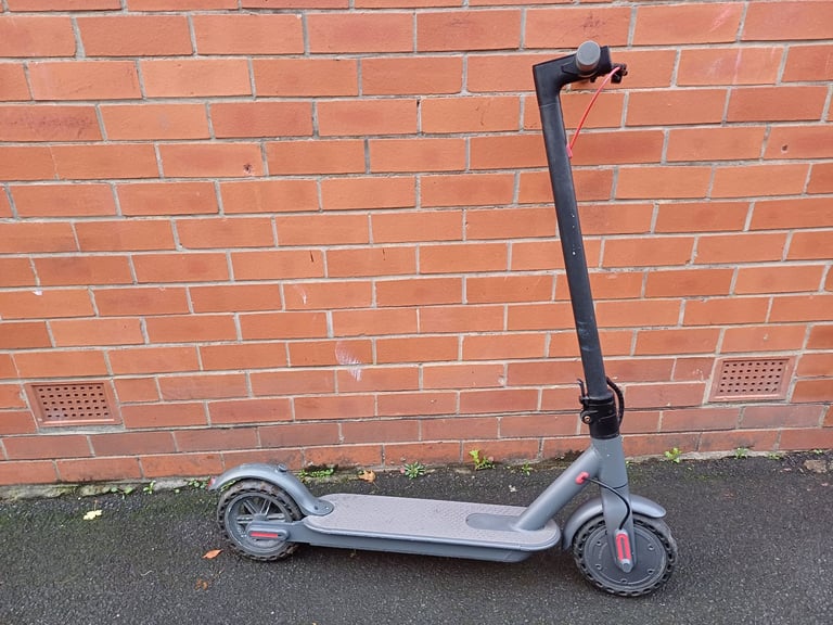 image for Xiaomi Mi XL Electric Scooter 350W 3 Adult Folding E-Scooter  battery 10.5AH , With Charger