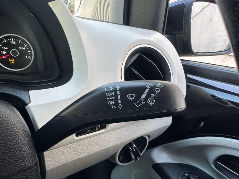 2014 SEAT Mii 1.0 12v Toca Euro 5 5dr HATCHBACK Petrol Manual