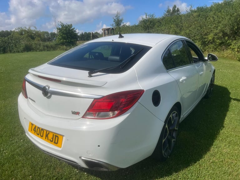 VAUXHALL INSIGNIA 2.8 T V6 VXR SuperSport 2013