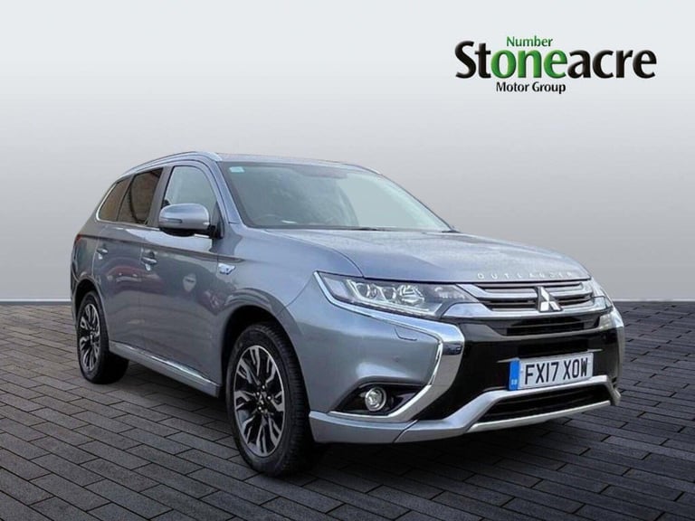 image for  Mitsubishi Outlander 2.0h 12kWh 4h SUV 5dr Petrol Plug-in Hybrid CVT 4WD Euro 6 (s/s) (200 ps) P...