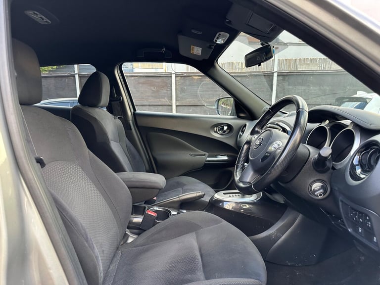 2015 Nissan Juke 1.6 Acenta Premium XTRON Euro 5 5dr HATCHBACK Petrol Automatic