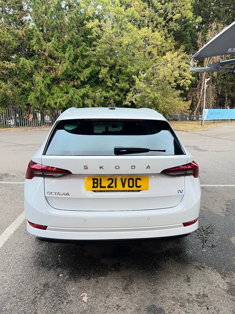 Skoda, OCTAVIA, Estate, 2021, Semi-Auto, 1395 (cc), 5 doors