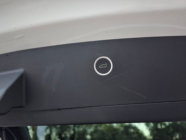 2020 Tesla Model X Electric 100 kWh 7 Seats PCO Eligible Long Range 4dr 2 Keys ULEZ Free Saloon E...