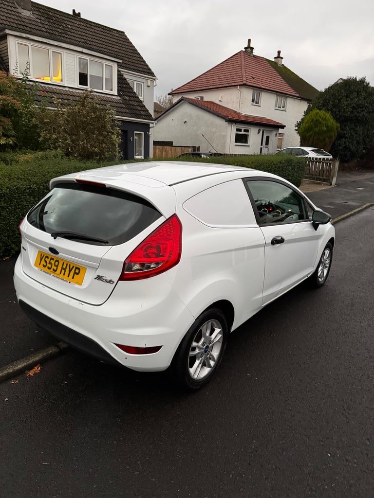 Ford, FIESTA, Car Derived Van, 2009, Manual, 1399 (cc)