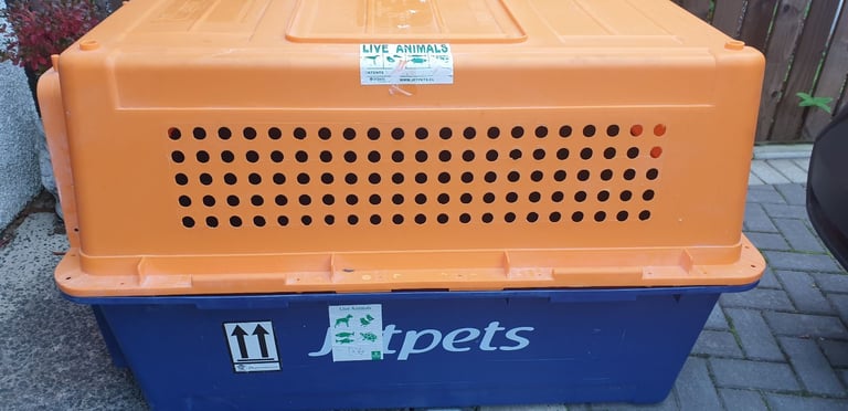 Large Dog storage crate