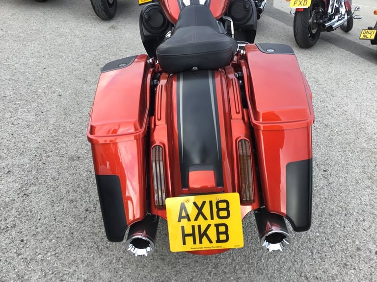 2018 Harley-Davidson CVO STREET GLIDE FLHXSE Two-Tone (15MY) Custom Cruiser PETROL Manual