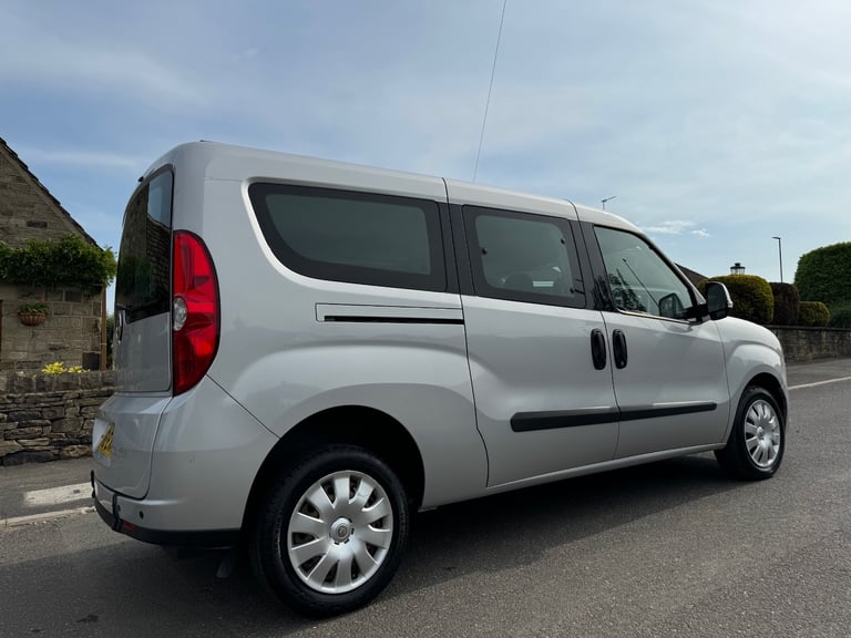 2018 Vauxhall Combo 2018 VAUXHALL COMBO 1.3 CDTI 16V COLORADO LWB EURO 6 CREW VAN Crew Van Diesel...