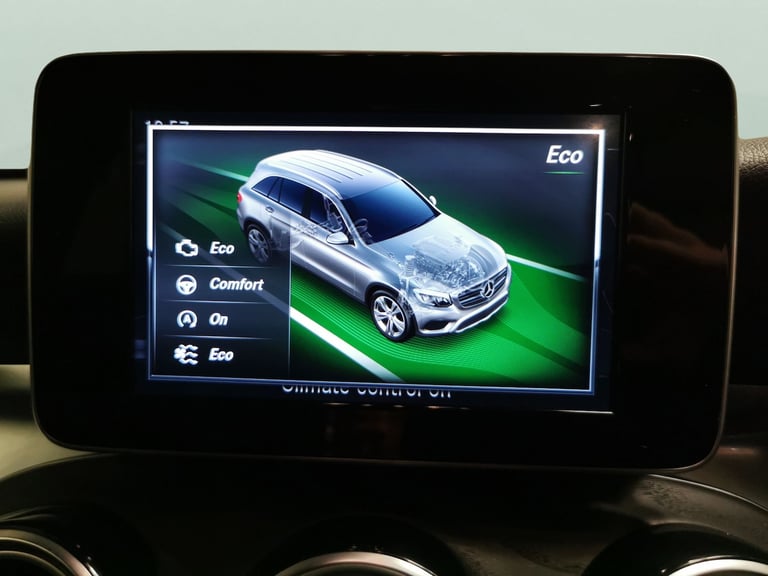 2018 Mercedes-Benz GLC 2.1 GLC220d AMG Line SUV 5dr Diesel G-Tronic+ 4MATIC Euro 6 (s/s) (170 ps)...